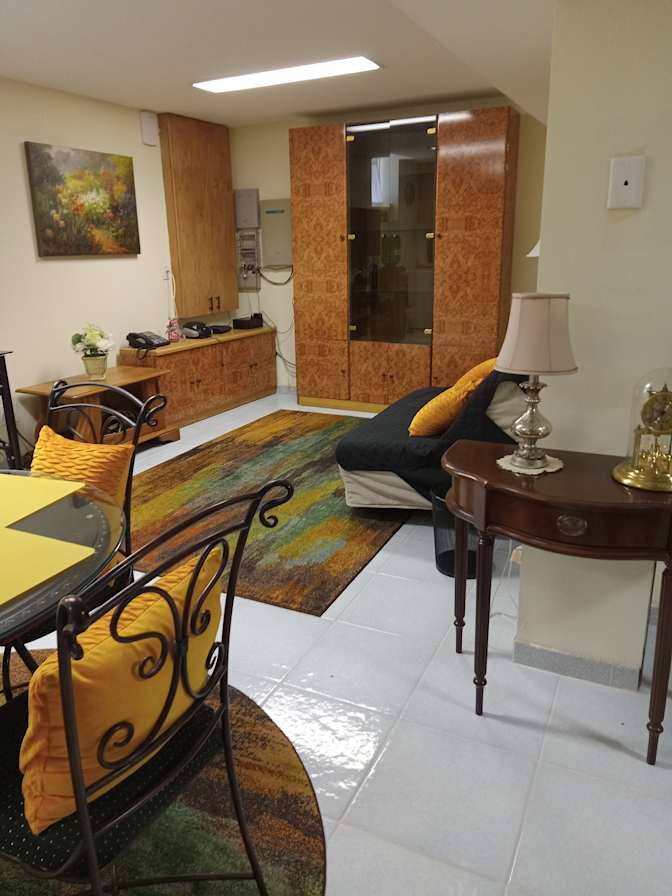 Rare-Oakville-Opportunity's room