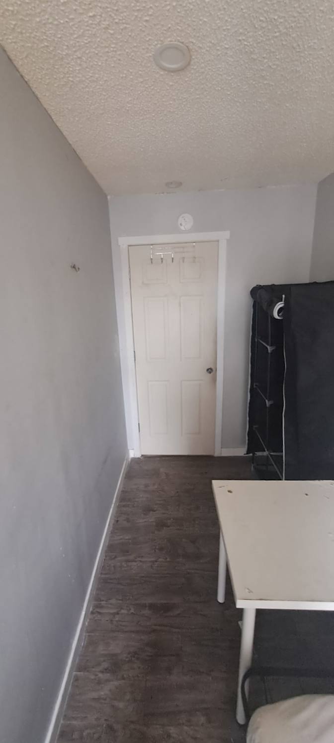 Dan's room