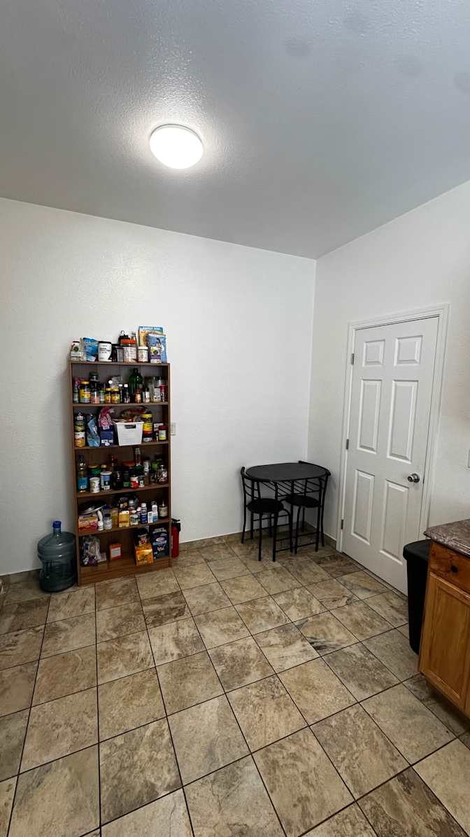 Jomaraan's room
