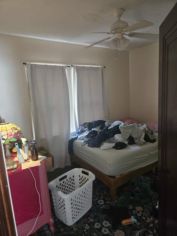 Hawthorne's room