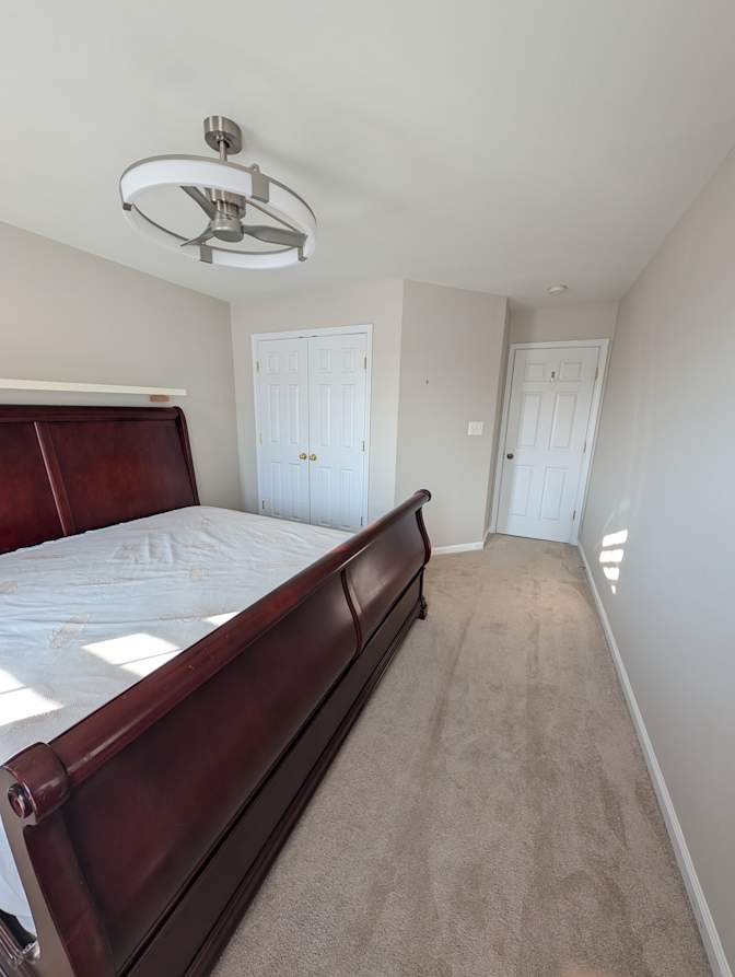 Erik's room