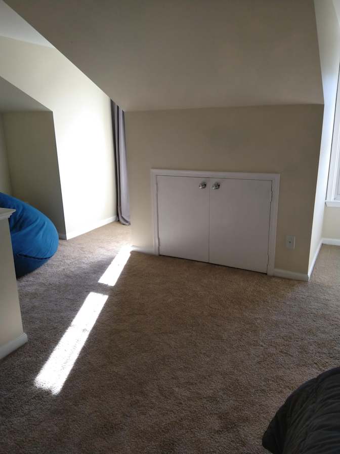 Sutir's room