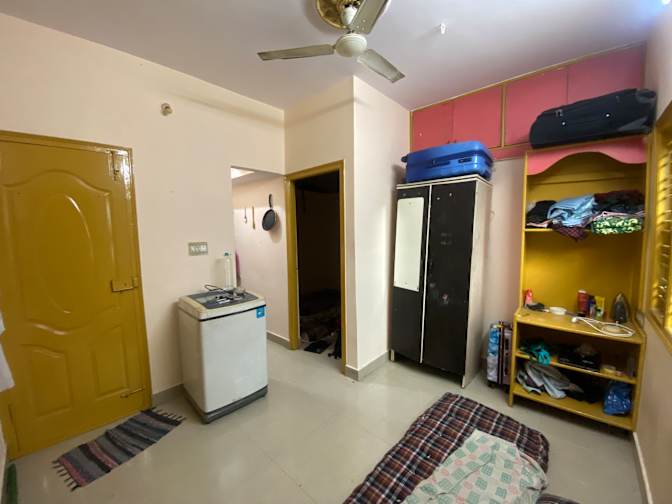 Hariprasath K's room
