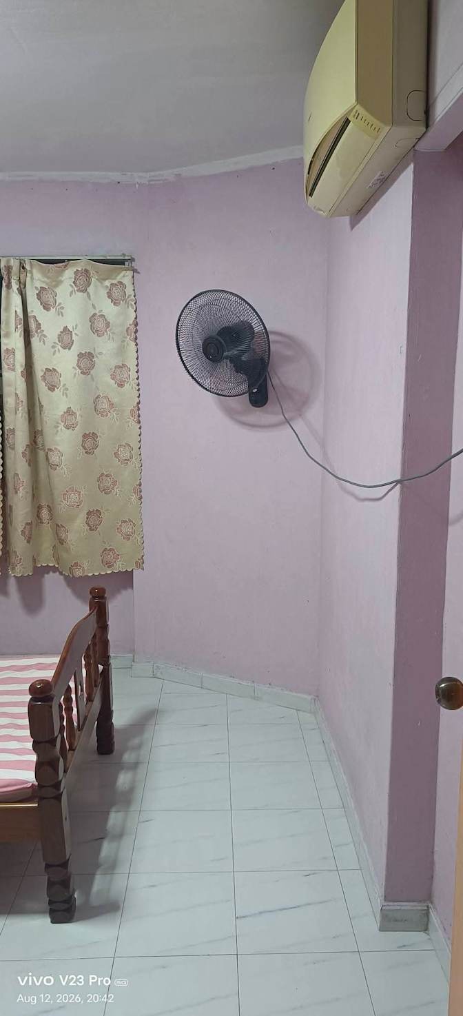 priyanka dolse's room