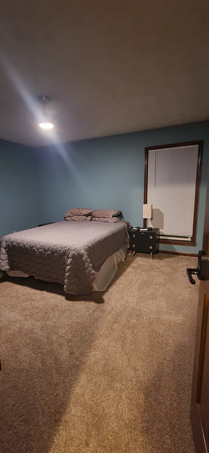 David M.'s room