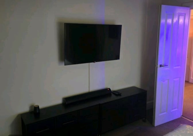 MR ANDREAS TSOURAS's room