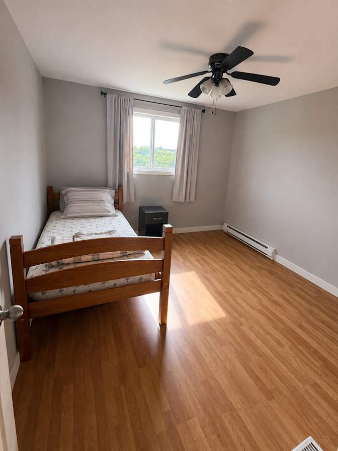 Ricardo's room