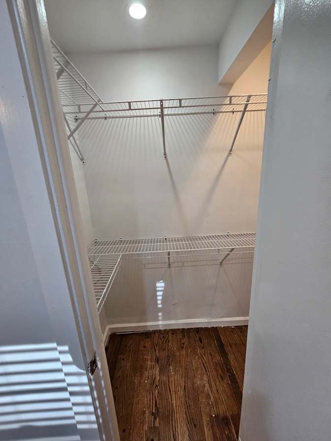 CL&C Property Management and Consulting's room