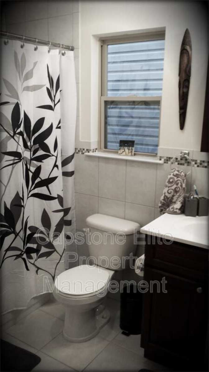 Cap Stone's room