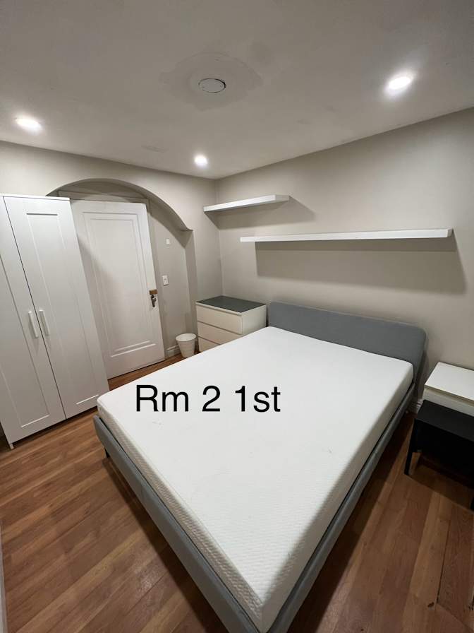 Rodney Property Manager's room