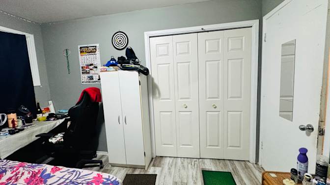 Siddharth Vijayakumar Bini's room
