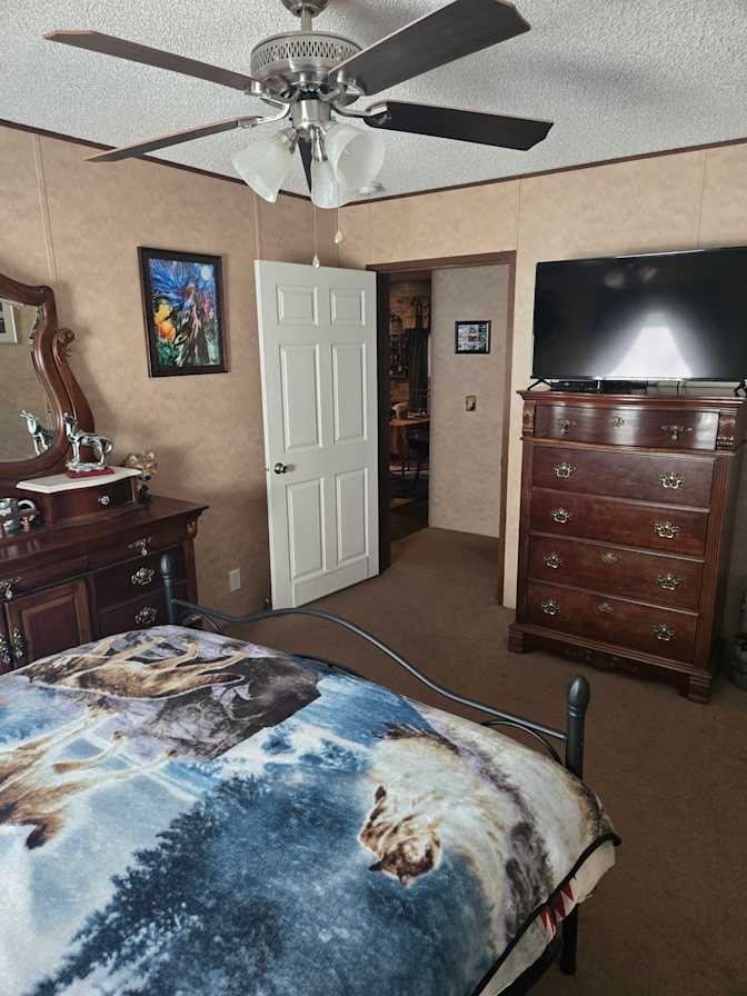 Randy's room