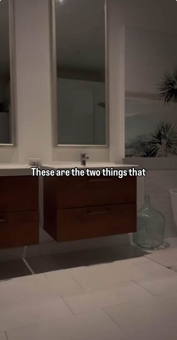 Cristina's room