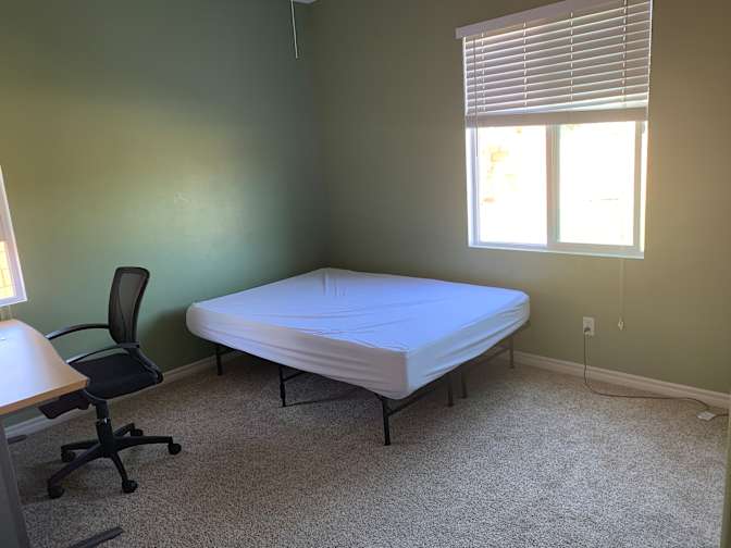 Alexi's room