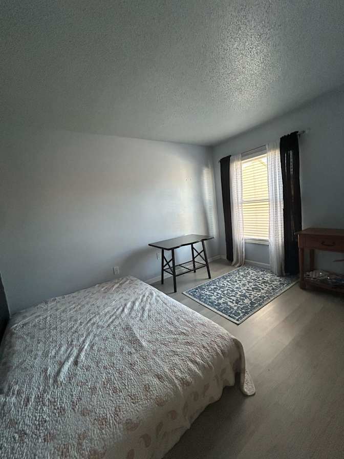 Courtney's room