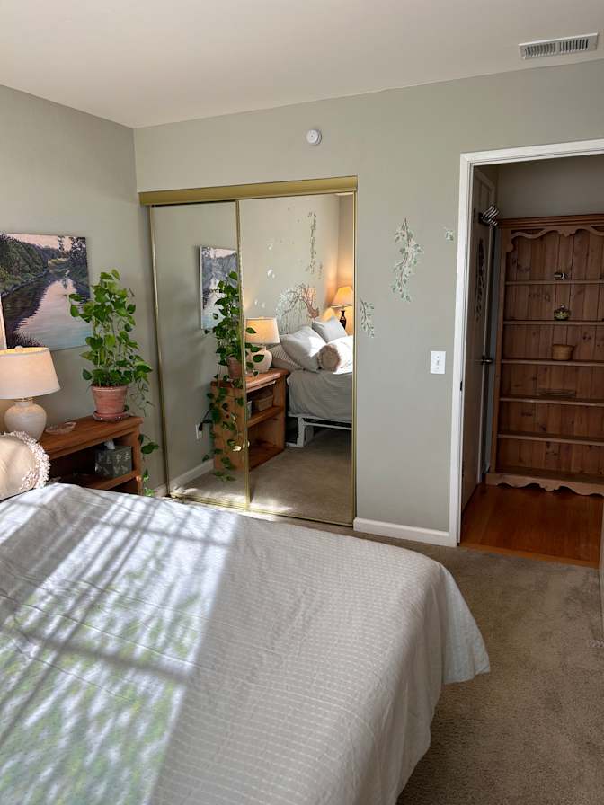 Di's room