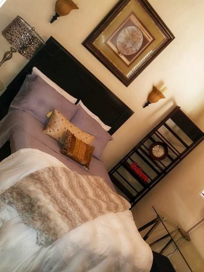 Carmen's room