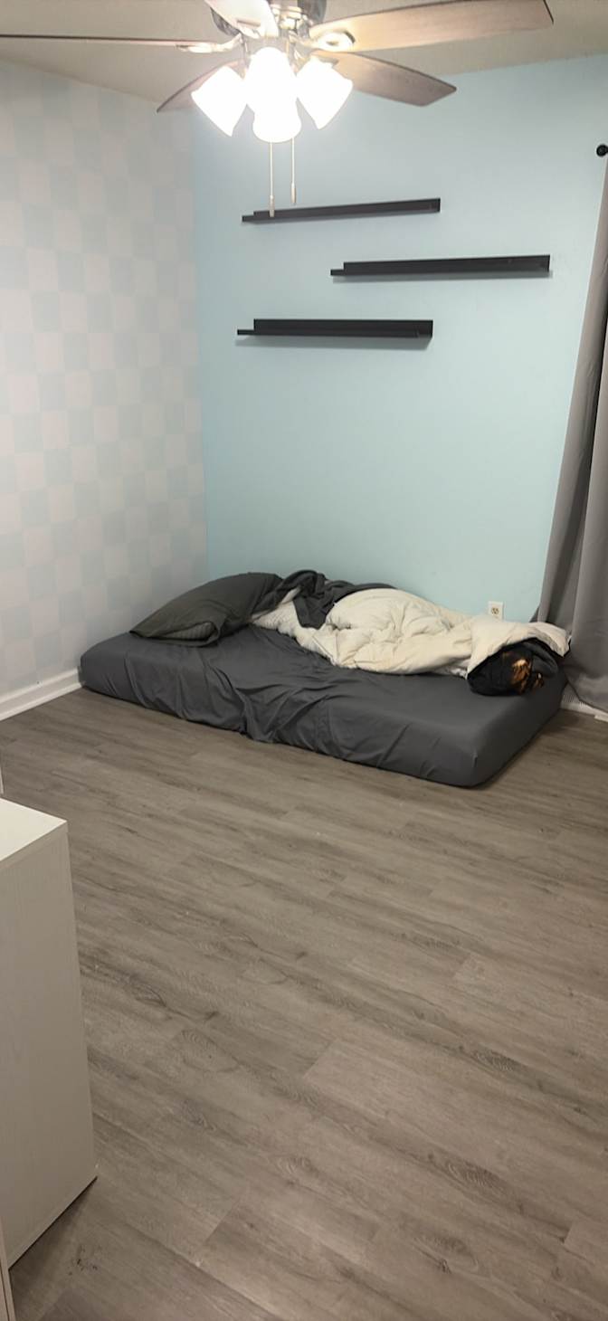 Tommy's room
