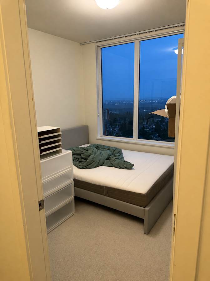Hayub's room