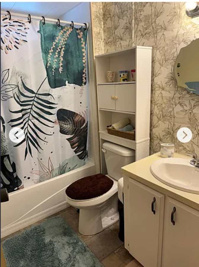 Jodi's room