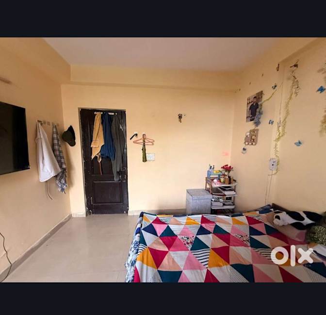 Maitri's room