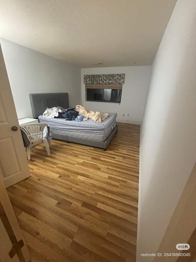 Angi's room