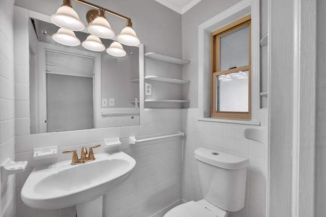 lifedoorrentals's room