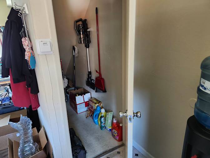 Gerardo Gomez's room