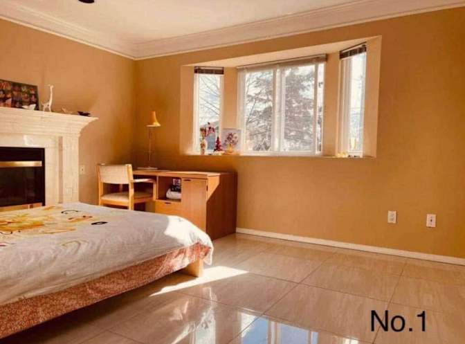 Mehak Chauhan's room
