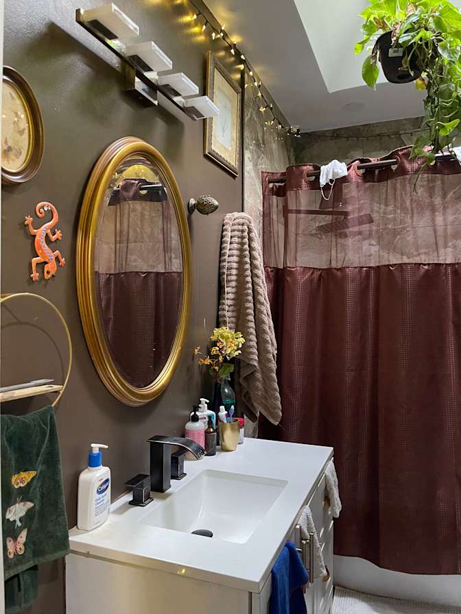 Tika Suryani's room