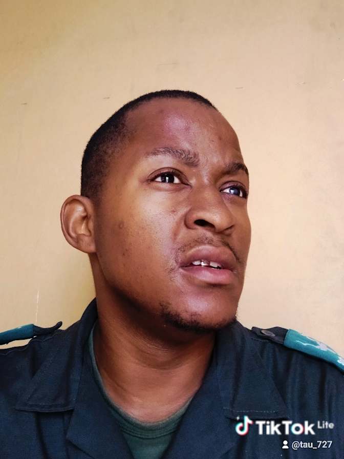 Teboho Tau