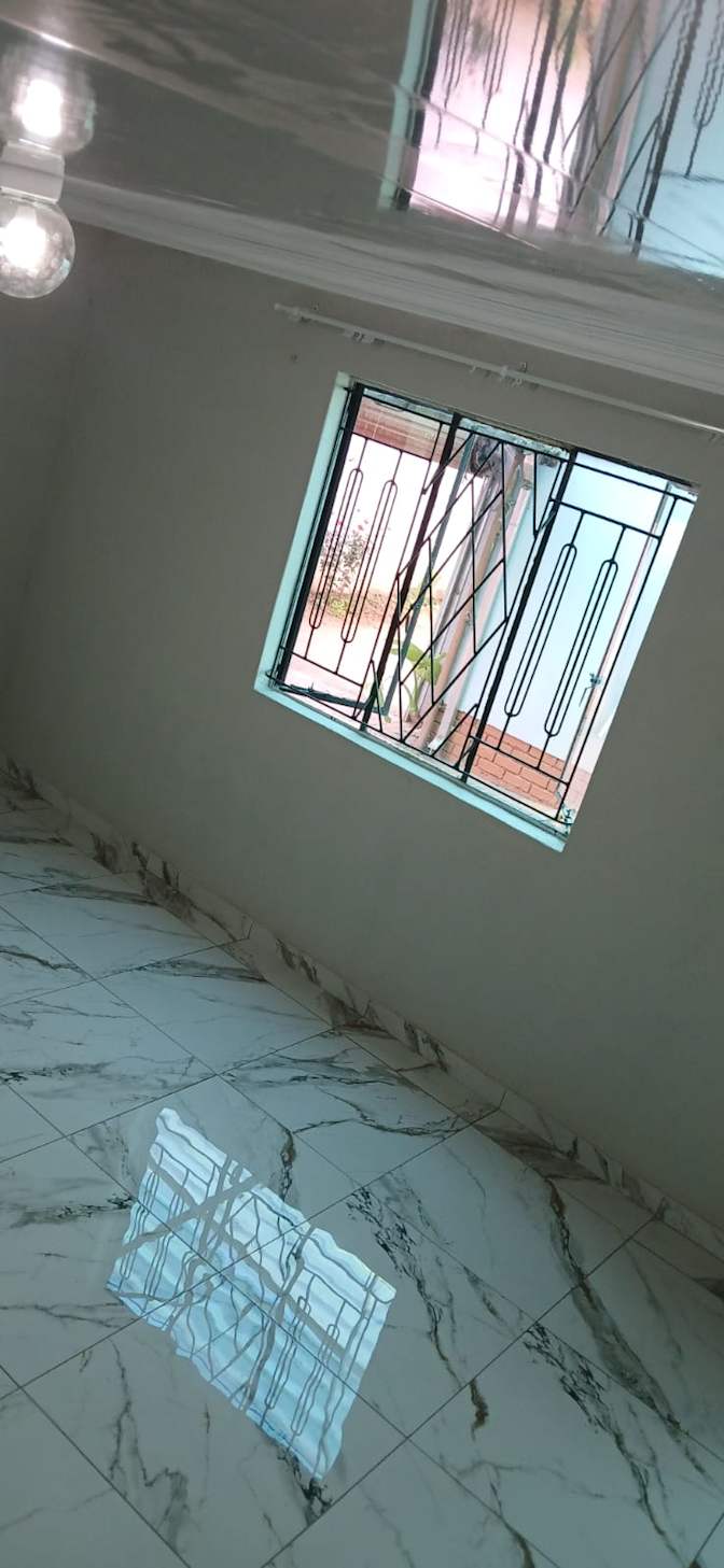 Laurance Mahlaela's room