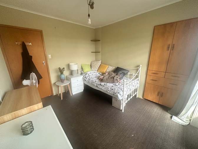 Mark's room