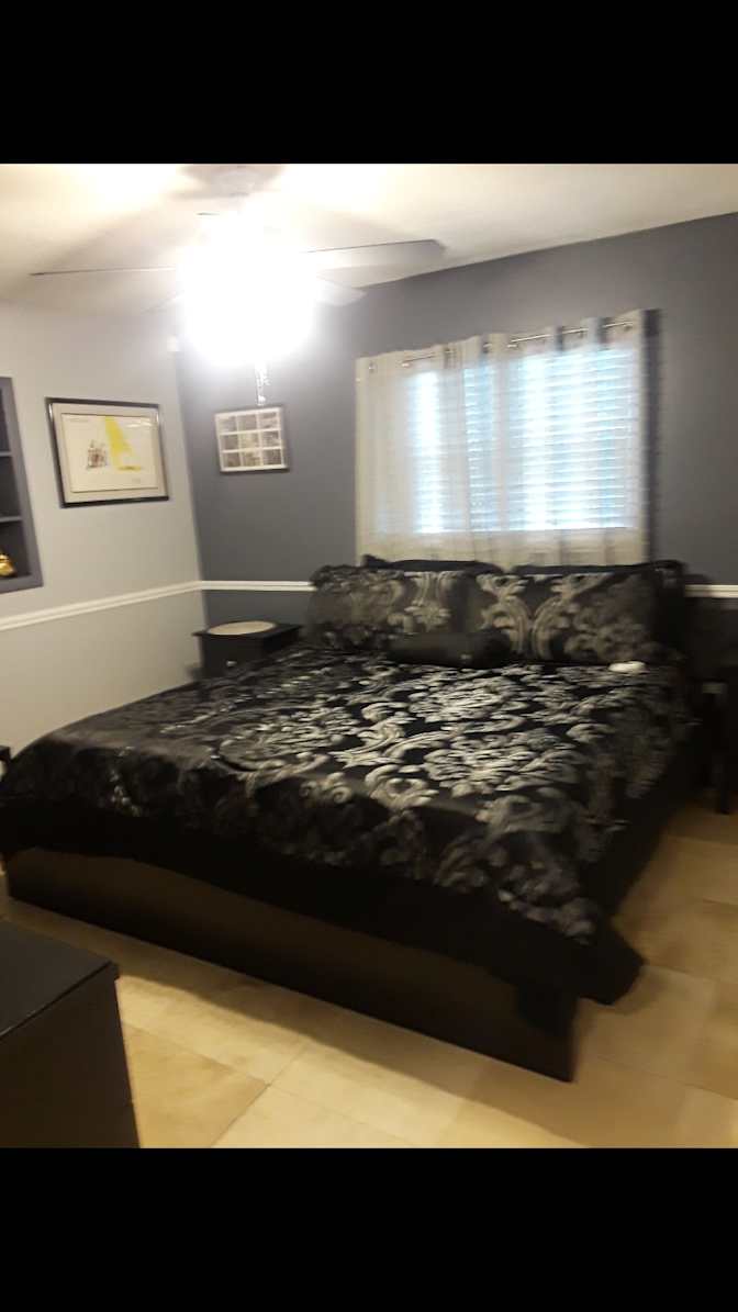 Sebring Florida's room