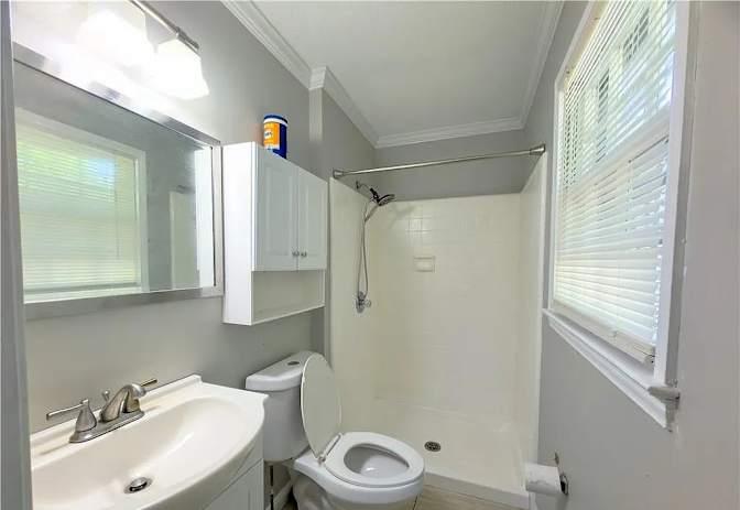 Alcove Rooms's room