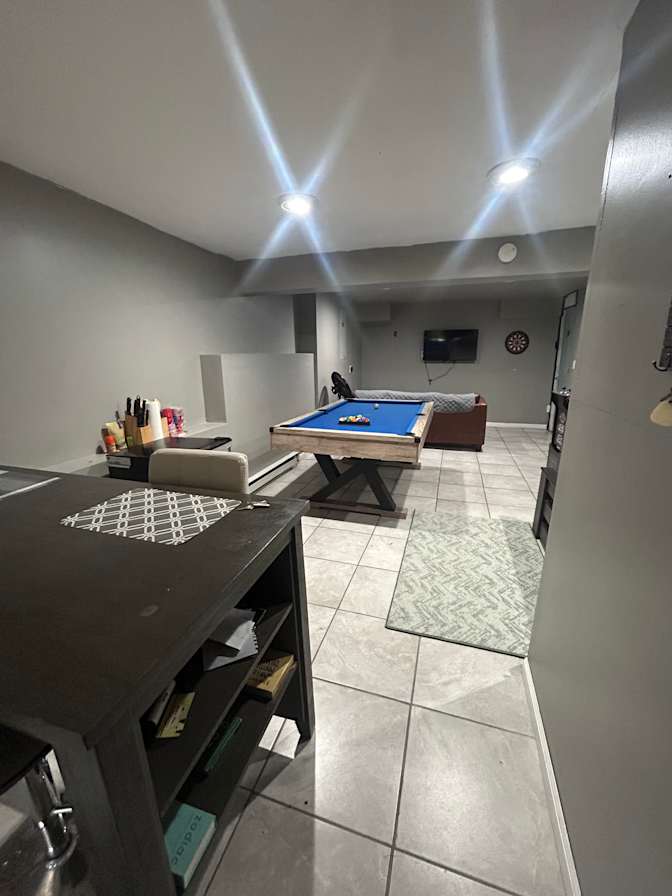 Blanco's room