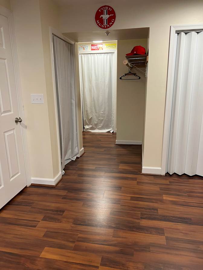 Tom's room