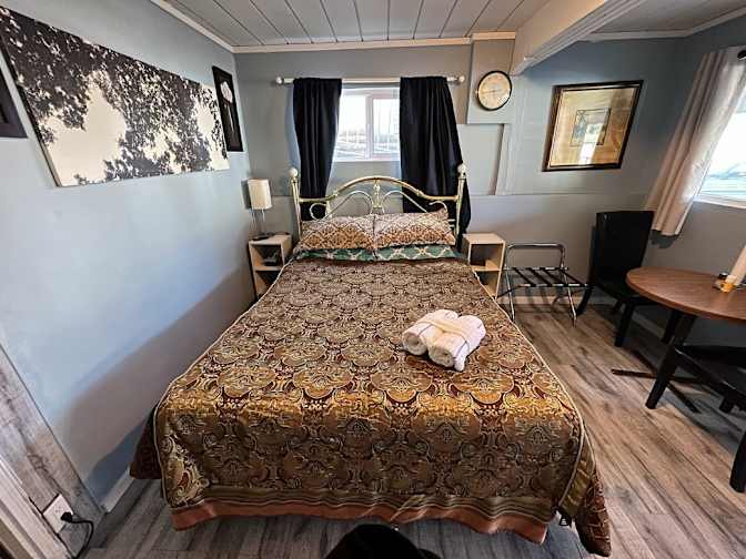 Anita's room