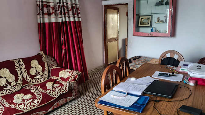Himangi Singh's room