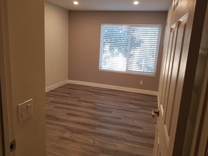 Luis's room