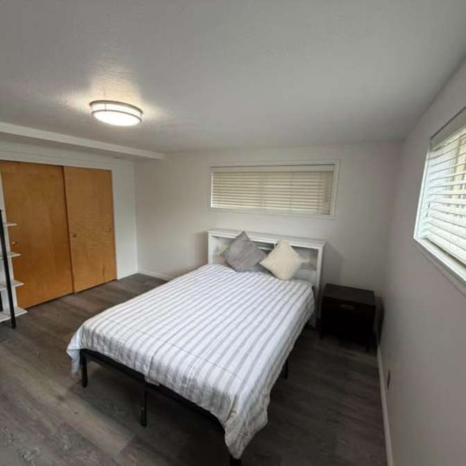 Gloria's room