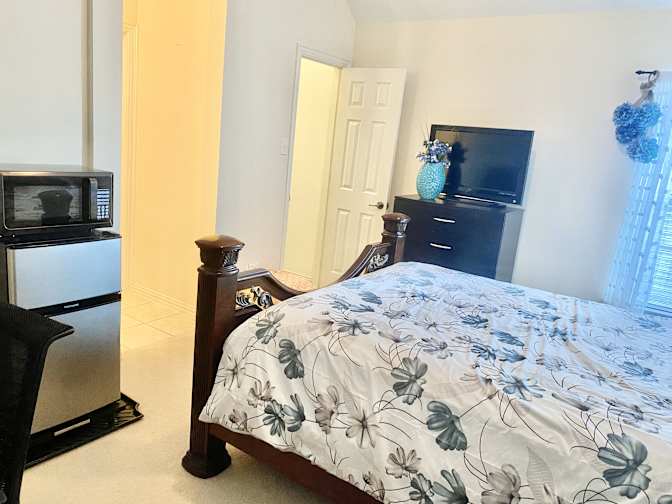 Winnie's room