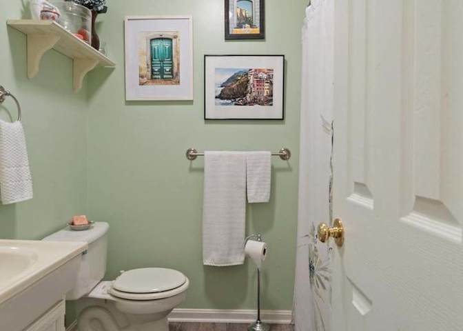 Guy's room