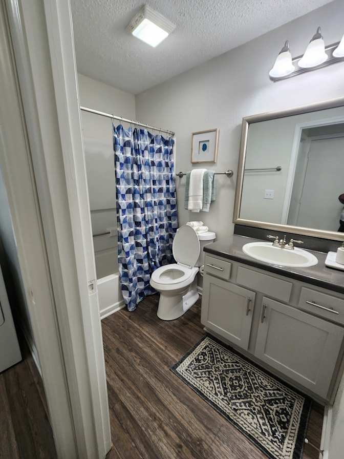 kelleen huamani's room