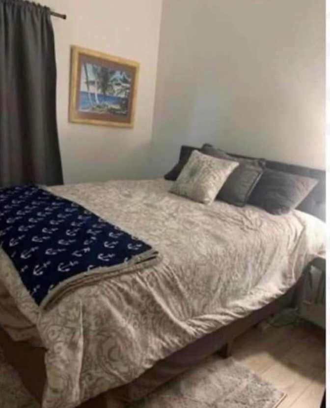 Kim's room