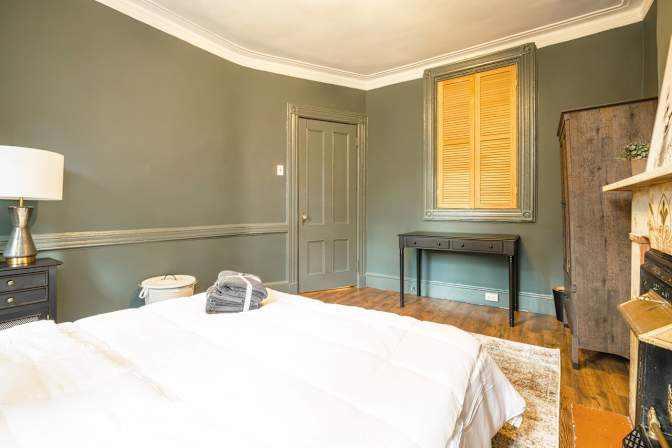 Sam June's room