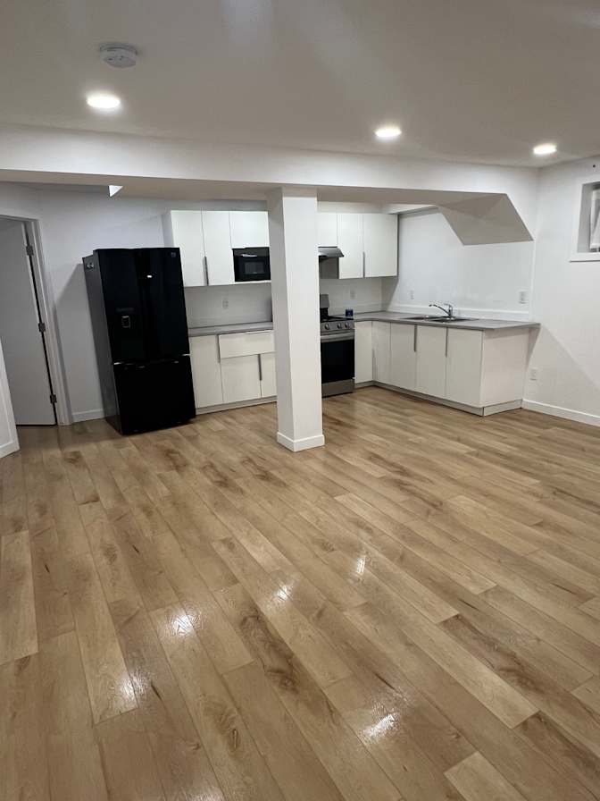 Raman Dhillon's room