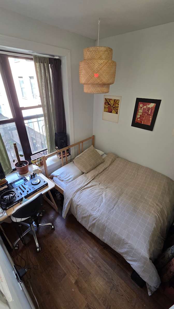 Alexi's room