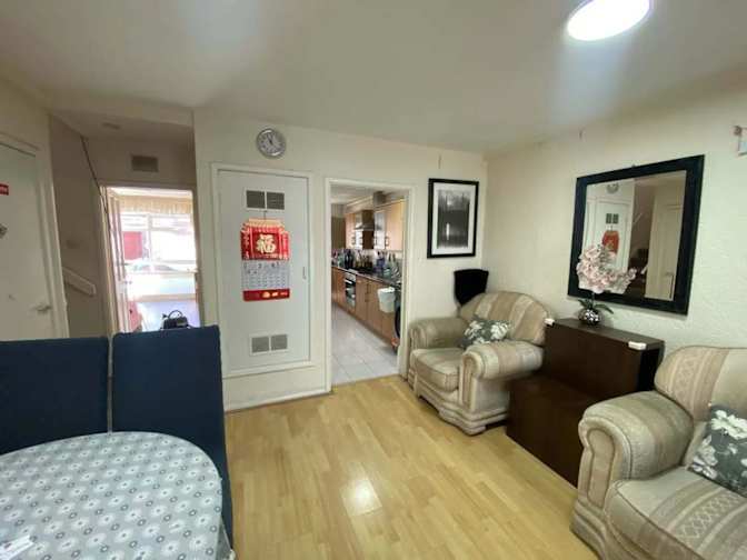 Leo's room