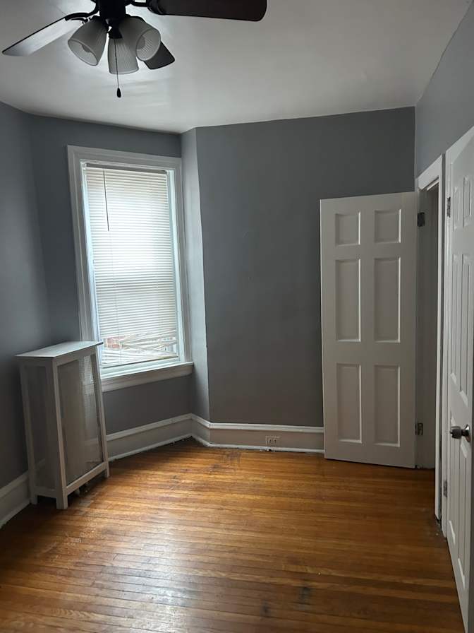 Dia's room